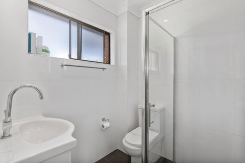 Coastal Bay Motel - Redcliffe Tourism 3