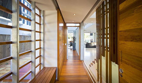 Casuarina Beachfront House - Hostie Properties - Redcliffe Tourism 22