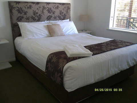 Pelican H2O One & Two Bedroom Apartments - Redcliffe Tourism 37
