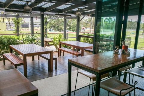 Alpha Hotel Eastern Creek - Redcliffe Tourism 8