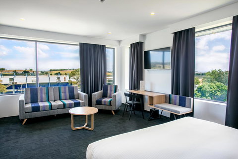 Alpha Hotel Eastern Creek - Redcliffe Tourism 34