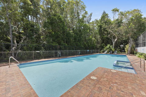 Pacific Towers Beach Resort - Redcliffe Tourism 14