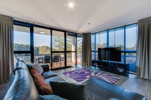 Pacific Towers Beach Resort - Redcliffe Tourism 32