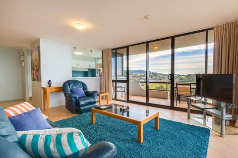 Pacific Towers Beach Resort - Redcliffe Tourism 40