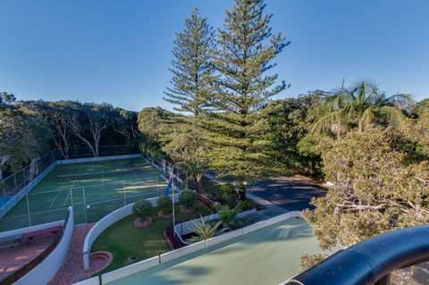 Pacific Towers Beach Resort - Redcliffe Tourism 26