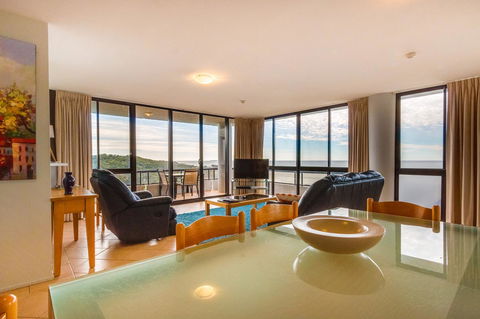 Pacific Towers Beach Resort - Redcliffe Tourism 42