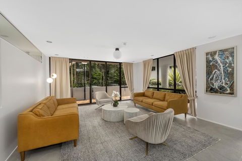 Pacific Towers Beach Resort - Redcliffe Tourism 10