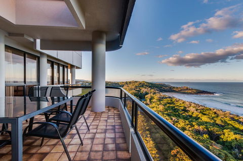 Pacific Towers Beach Resort - Redcliffe Tourism 15