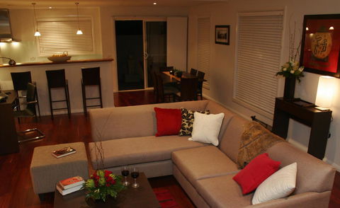 Encore Apartments - Redcliffe Tourism 8