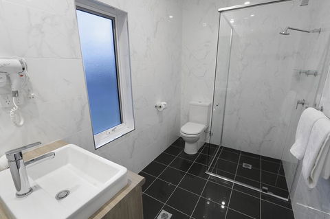 Best Western Plus Bolton On The Park - Redcliffe Tourism 27