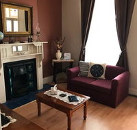 Jadan Cottages - Redcliffe Tourism