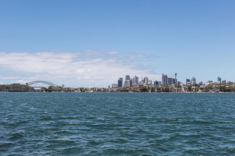 Elegant Family Home Close To Harbour And Views - Redcliffe Tourism 12