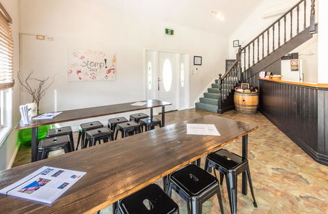 Madigan Wine Country Cottages - Redcliffe Tourism 26