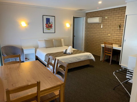 Albury City Motel - Redcliffe Tourism 8