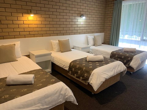 Albury City Motel - Redcliffe Tourism 21