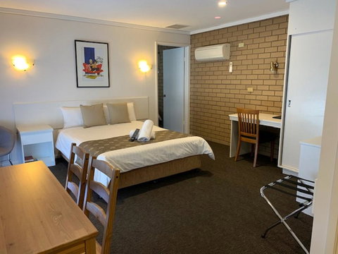 Albury City Motel - Redcliffe Tourism 5