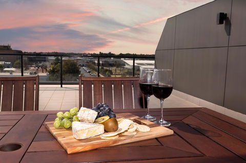 The Penthouse - Redcliffe Tourism 32