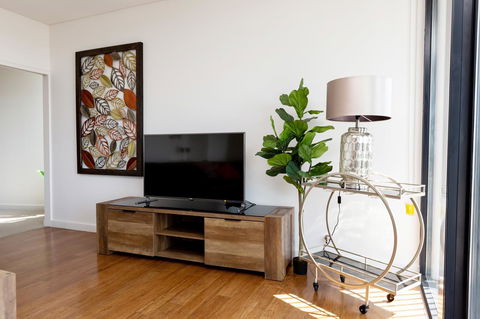 The Penthouse - Redcliffe Tourism 11