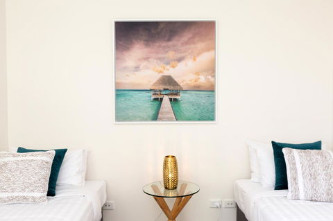 The Penthouse - Redcliffe Tourism 24