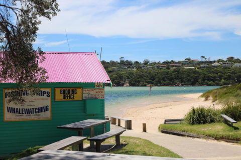 Beaches Apartments Merimbula - Redcliffe Tourism 12