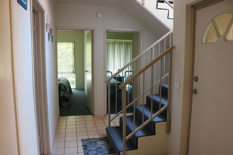 Beaches Apartments Merimbula - Redcliffe Tourism 16