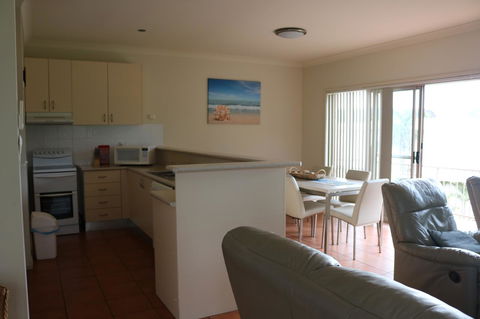 Beaches Apartments Merimbula - Redcliffe Tourism 17
