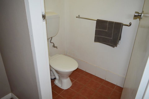 Brolga Hotel Motel - Coleambally - Redcliffe Tourism 4