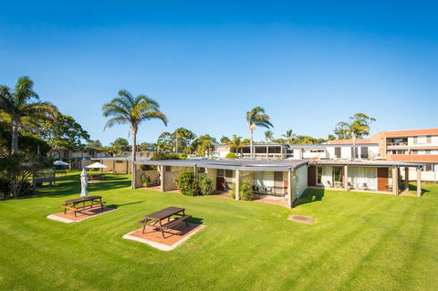 Black Dolphin Resort Motel & Apartments - Redcliffe Tourism 19