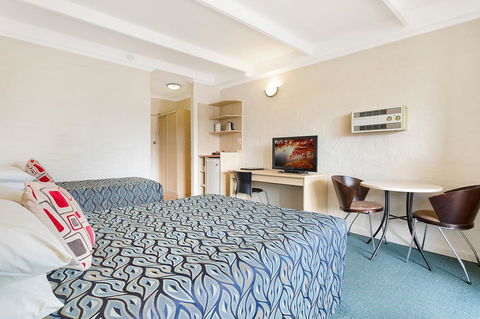 Black Dolphin Resort Motel & Apartments - Redcliffe Tourism 10