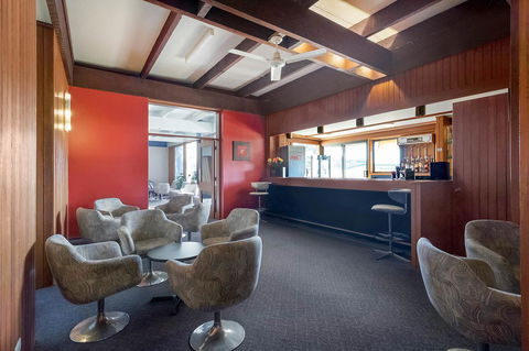 Black Dolphin Resort Motel & Apartments - Redcliffe Tourism 34