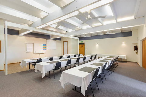 Black Dolphin Resort Motel & Apartments - Redcliffe Tourism 37