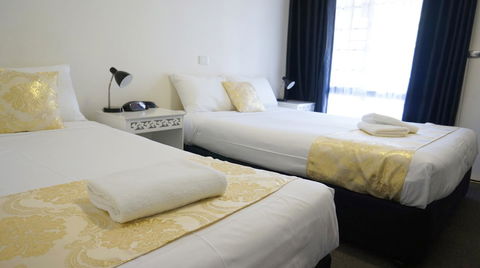 Highway Motor Inn Taree - Redcliffe Tourism 8