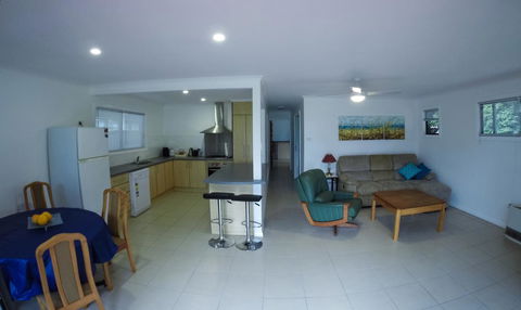 Rocketz At Berrara Beach - Redcliffe Tourism 18