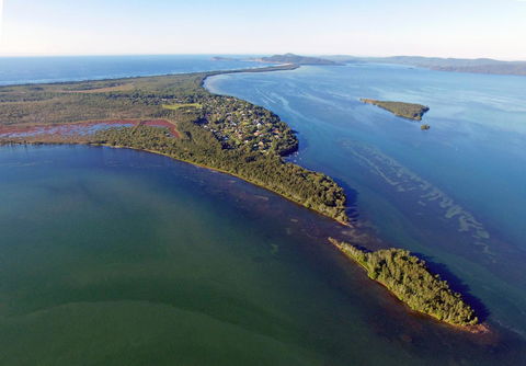 Lakeview Cottage - Redcliffe Tourism 11