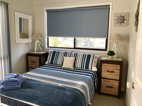 Lakeview Cottage - Redcliffe Tourism 3