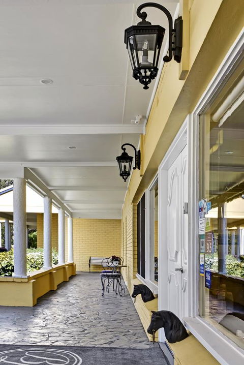Bundanoon Lodge - Redcliffe Tourism 25