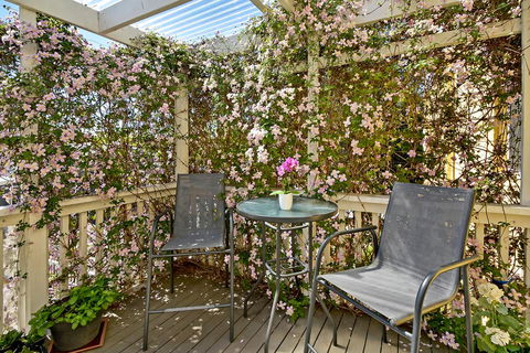 Bundanoon Lodge - Redcliffe Tourism 27