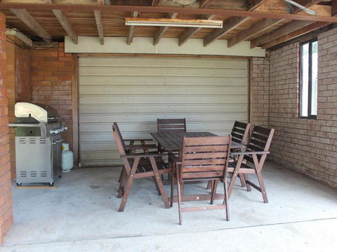 Pinny Paradise - Redcliffe Tourism 12