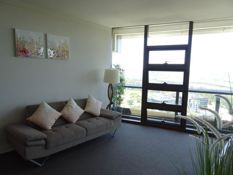 Sydney Olympic Park Apartment - Redcliffe Tourism 4