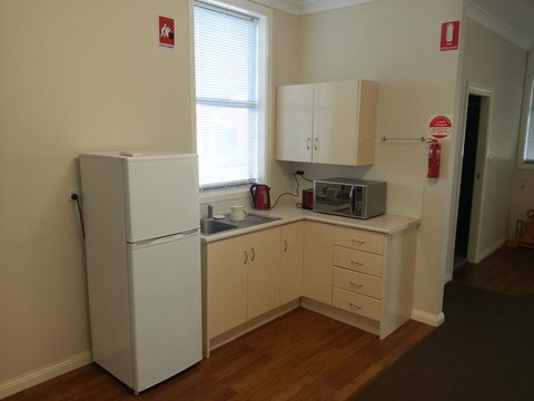 The Old Saddlery - Redcliffe Tourism 9