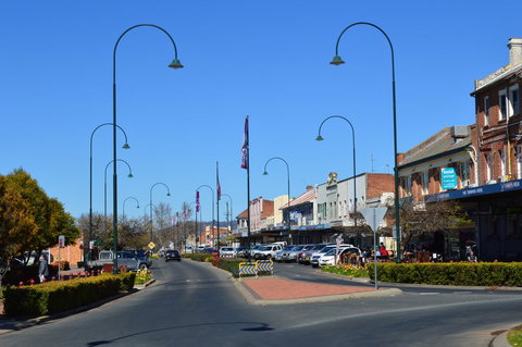 The Old Saddlery - Redcliffe Tourism 12