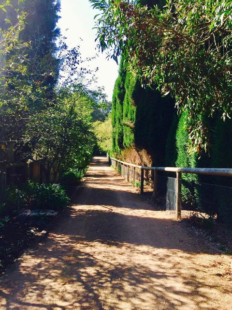 Bowral Escape - Redcliffe Tourism 24