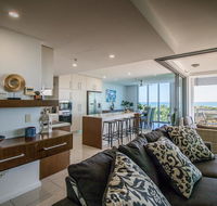 ZEN BY THE WATER - Esplanade Darwin Retreat - Redcliffe Tourism