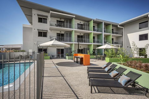 Hudson Berrimah - Redcliffe Tourism 1