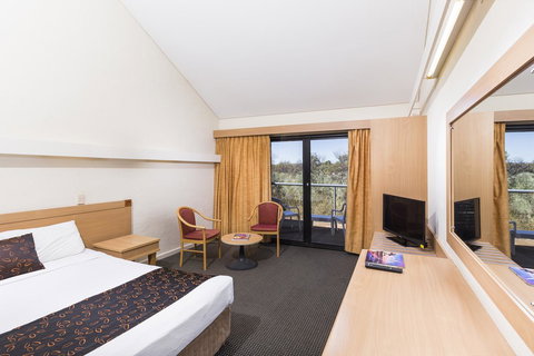 Discovery Resorts - Kings Canyon - Redcliffe Tourism 2