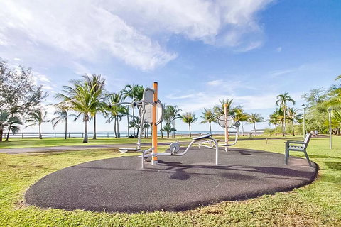 ZEN QUEST - The NOMADS PAD Near Nightcliff Markets & Sunset Foreshore - Redcliffe Tourism 10