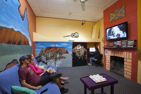 Alice Lodge - Redcliffe Tourism 29