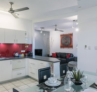 CitySide Apartment - 2 Bedroom with Private Courtyard - Redcliffe Tourism