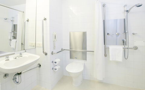 Crowne Plaza Canberra, An IHG Hotel - Redcliffe Tourism 24