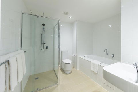 Crowne Plaza Canberra, An IHG Hotel - Redcliffe Tourism 27